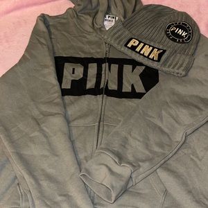 Both brand new ordered online so no actual tags never worn or washed